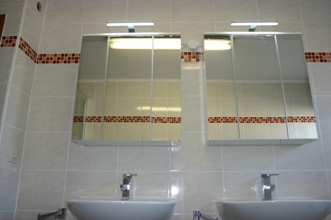 Apartmentbuymetzingen Riederich Dış mekan fotoğraf