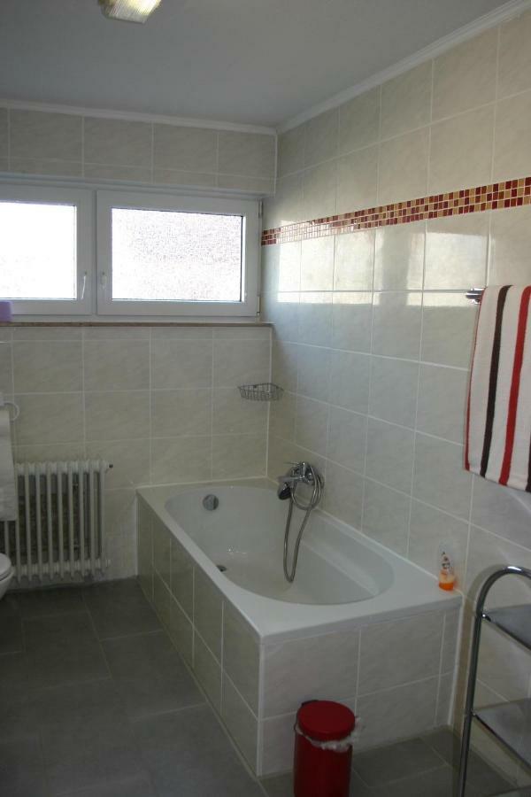 Apartmentbuymetzingen Riederich Dış mekan fotoğraf