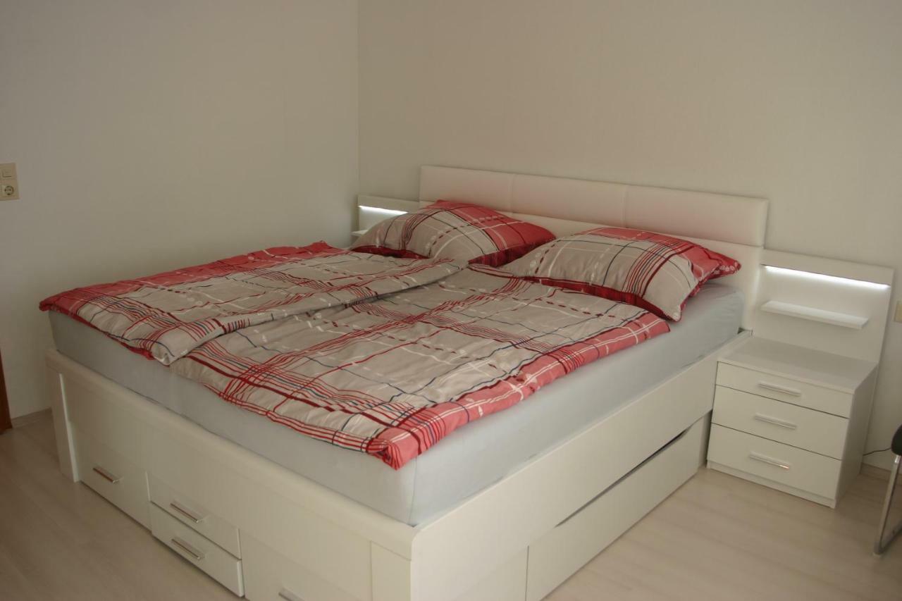Apartmentbuymetzingen Riederich Dış mekan fotoğraf