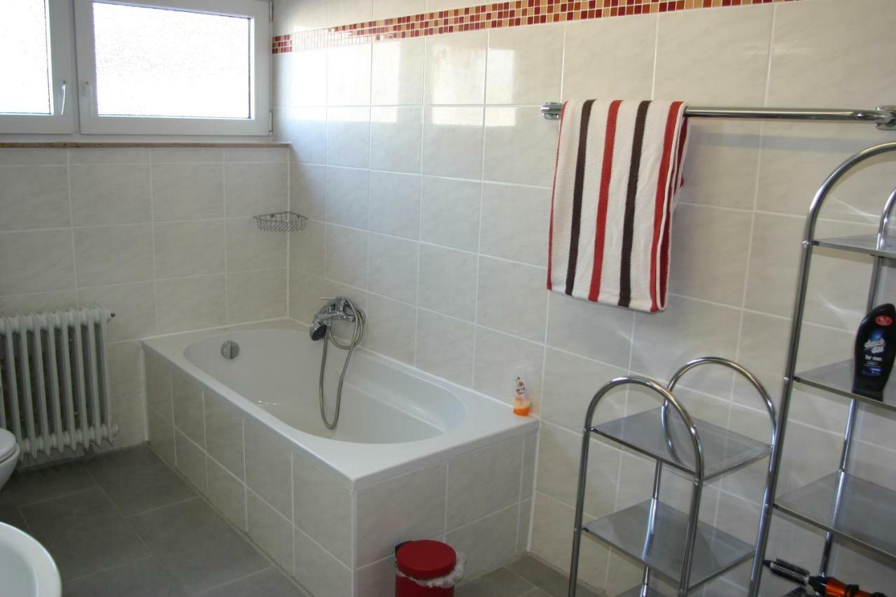Apartmentbuymetzingen Riederich Dış mekan fotoğraf